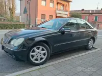 Usata Mercedes C180 129 CV (94 kW) 2003 Nero Berlina