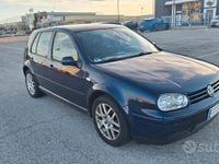 Usata VW Golf IV 104 CV (76 kW) 2001 Nero Berlina