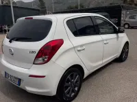 Usata Hyundai i20 GO! 85 CV (62 kW) 2014 Argento Utilitaria