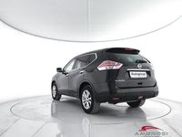Begagnad Nissan X-Trail Tekna 131 HK (96 kW) 2017 Svart SUV