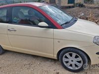 Usata Lancia Ypsilon 102 CV (75 kW) 2004 Rosso Utilitaria