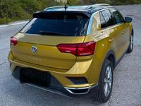 Usata VW T-Roc Style 116 CV (85 kW) 2019 Oro SUV