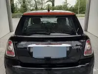 Usata Mini Cooper 112 CV (82 kW) 2010 Nero Utilitaria