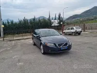 Usata Volvo V70 163 CV (119 kW) 2007 Blu Station wagon
