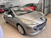 Usata Peugeot 207 CC 109 CV (80 kW) 2007 Grigio Cabrio