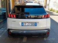 Usata Peugeot 3008 Allure 131 CV (96 kW) 2018 Bianco met perla SUV