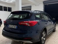 Usata Ford Focus Business Edition 120 CV (88 kW) 2020 Blu Station wagon