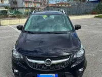Usata Opel Karl Rocks 75 CV (55 kW) 2018 Nero Utilitaria