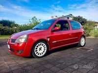 Usata Renault Clio II R.S. 172 CV (126 kW) 2002 Rosso Utilitaria