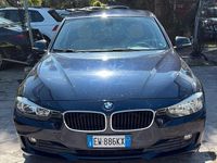 Usata BMW 318 142 CV (104 kW) 2014 Blu Berlina