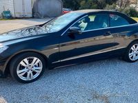 Usata Mercedes E220 Avantgarde 170 CV (125 kW) 2012 Nero Cabrio