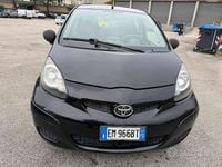 Usata Toyota Aygo Connect Style 67 CV (49 kW) 2012 Nero Utilitaria