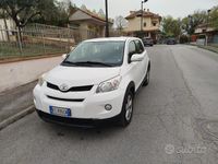 Begagnad Toyota Urban Cruiser 90 HK (66 kW) 2010 Vit Halvkombi