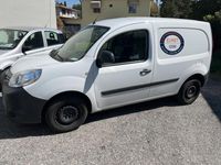 Usado Renault Kangoo 95 CV (69 kW) 2019 Blanco Monovolumen