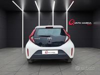 Usata Toyota Aygo X Active 72 CV (52 kW) 2023 Bianco SUV
