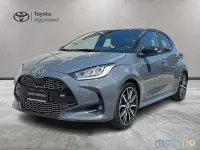 Usata Toyota Yaris Hybrid Sport 131 CV (96 kW) 2025 Grigio Berlina