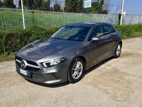 Usata Mercedes A180 Executive 116 CV (85 kW) 2019 Grigio Berlina