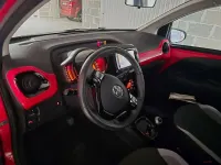 Usata Toyota Aygo X-play 69 CV (50 kW) 2015 Rosso Utilitaria