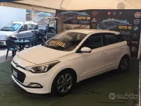 Usata Hyundai i20 Style 75 CV (55 kW) 2016 Bianco Berlina
