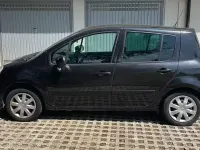 Käytetty Renault Modus Dynamique 75 HP (55 kW) 2010 Musta Tila-auto