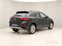 Usata VW T-Roc Edition 116 CV (85 kW) 2025 Nero SUV