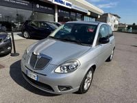 Usata Lancia Ypsilon Platinum 69 CV (50 kW) 2011 Argento Utilitaria