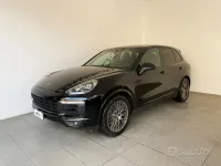 Usata Porsche Cayenne Platinum Edition 250 CV (183 kW) 2016 Nero SUV