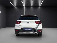 Usata Kia Stonic Urban 84 CV (61 kW) 2021 Bianco SUV