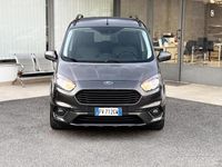 Usata Ford Tourneo Courier 75 CV (55 kW) 2019 Grigio Monovolume