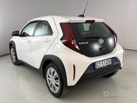 Usata Toyota Aygo X Active 72 CV (52 kW) 2025 Bianco SUV