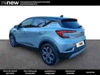 Usata Renault Captur Techno 143 CV (105 kW) 2023 Grigio SUV