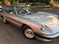 Usata Alfa Romeo Spider 103 CV (75 kW) 1982 Grigio Cabrio