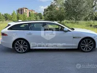 Usata Jaguar XF Sportbrake R-Sport 179 CV (131 kW) 2017 Bianco Station wagon