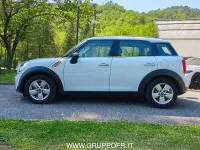 Usata Mini Countryman Business 90 CV (66 kW) 2016 Bianco SUV