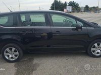 Usata Peugeot 5008 112 CV (82 kW) 2012 Nero Monovolume