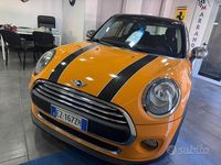 Usata Mini Cooper D Business 95 CV (69 kW) 2015 Arancione Utilitaria