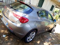 Usata Alfa Romeo Giulietta 120 CV (88 kW) 2011 Grigio Utilitaria