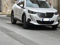 Usata Peugeot 2008 Allure 130 CV (95 kW) 2021 Bianco SUV