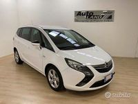 Usata Opel Zafira 150 CV (110 kW) 2013 Bianco Monovolume