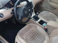 Usata VW Passat 170 CV (125 kW) 2011 Nero Station wagon