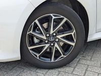 Usata Toyota Yaris Hybrid Style 92 CV (67 kW) 2023 Bianco Berlina