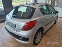 Usata Peugeot 207 73 CV (53 kW) 2006 Grigio Berlina