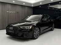 Usata Audi S8 Ambiente 571 CV (419 kW) 2023 Nero brillante Berlina