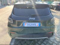 Begagnad Jeep Avenger Summit 101 HK (74 kW) 2023 Svart SUV