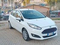 Usata Ford Fiesta Titanium 75 CV (55 kW) 2014 Bianco Utilitaria