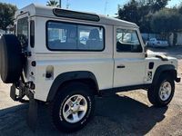 Usata Land Rover Defender 122 CV (89 kW) 2008 Bianco Station wagon