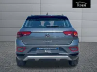 Usata VW T-Roc Life 150 CV (110 kW) 2023 Grigio medio metallizzato SUV