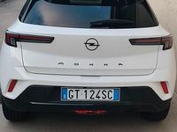 Usata Opel Mokka 101 CV (74 kW) 2024 Bianco SUV