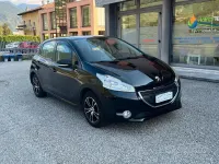 Usata Peugeot 208 Access 82 CV (60 kW) 2013 Nero Utilitaria