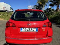 Usata Opel Astra Cosmo 110 CV (80 kW) 2013 Station wagon